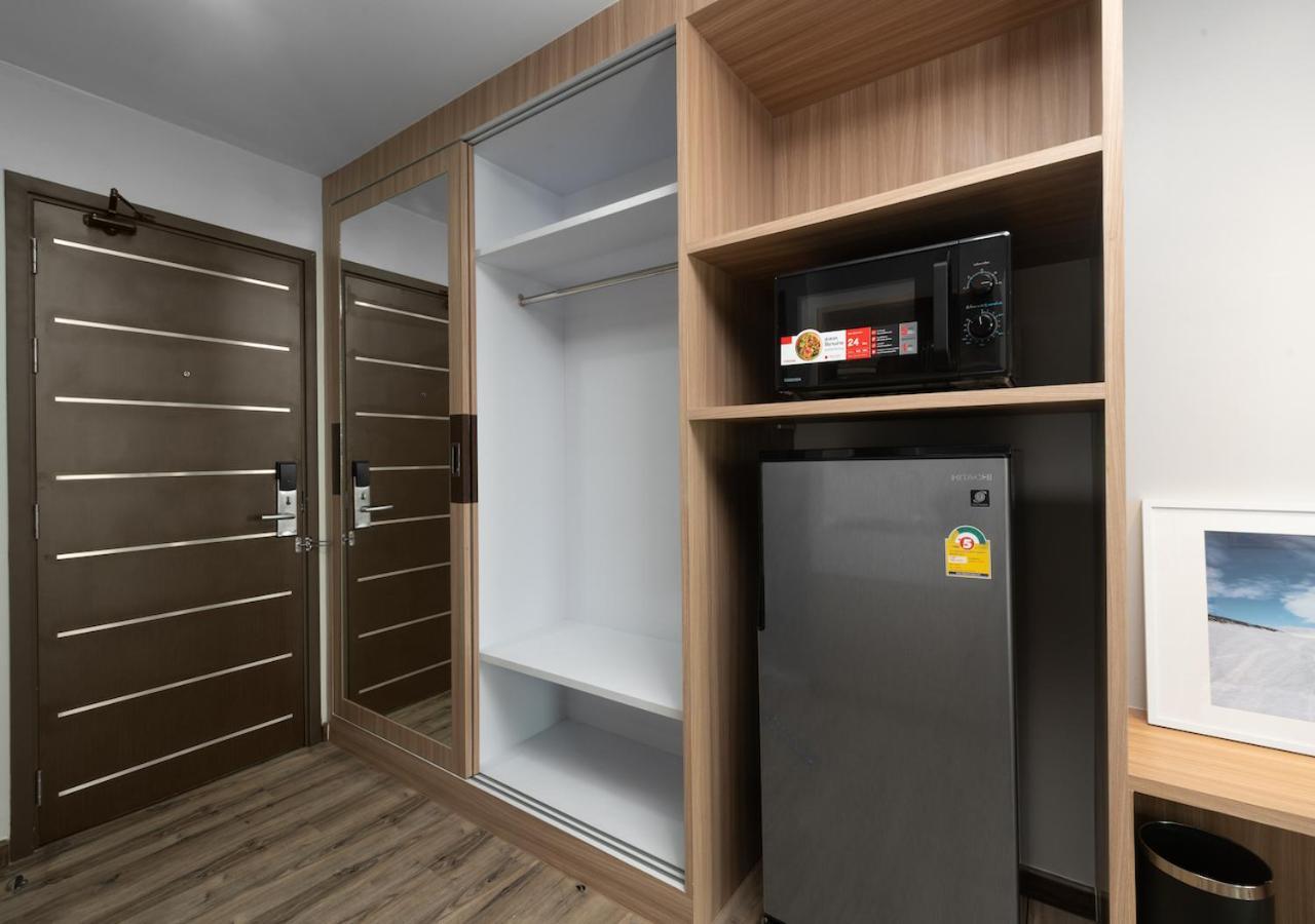 Vsk Residence - Sha Extra Plus Бангкок Экстерьер фото